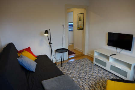 Eingerichtetes Zimmer befristete Mietwohnung Lahr